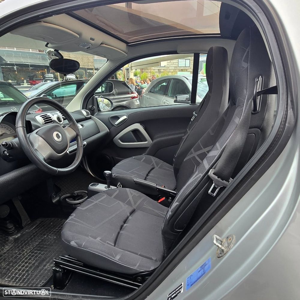 Smart ForTwo Coupé 1.0 mhd Pure 61 - 12
