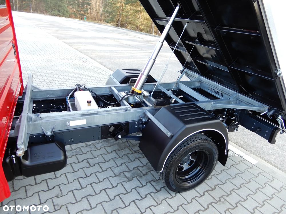 Iveco DAILY 35C16 Brygadowy Dubel Doka + Wywrotka Renomowanej Firmy RomCar Wywrot Kiper x 3 Skrzynia 3004 mm Blokada Mostu Rozstaw Osi 3750 mm HAK 3500 Stan 6-Cio Osobowy + 755 Kg Ładowność Auta Jak NOWY POLECAM - 12