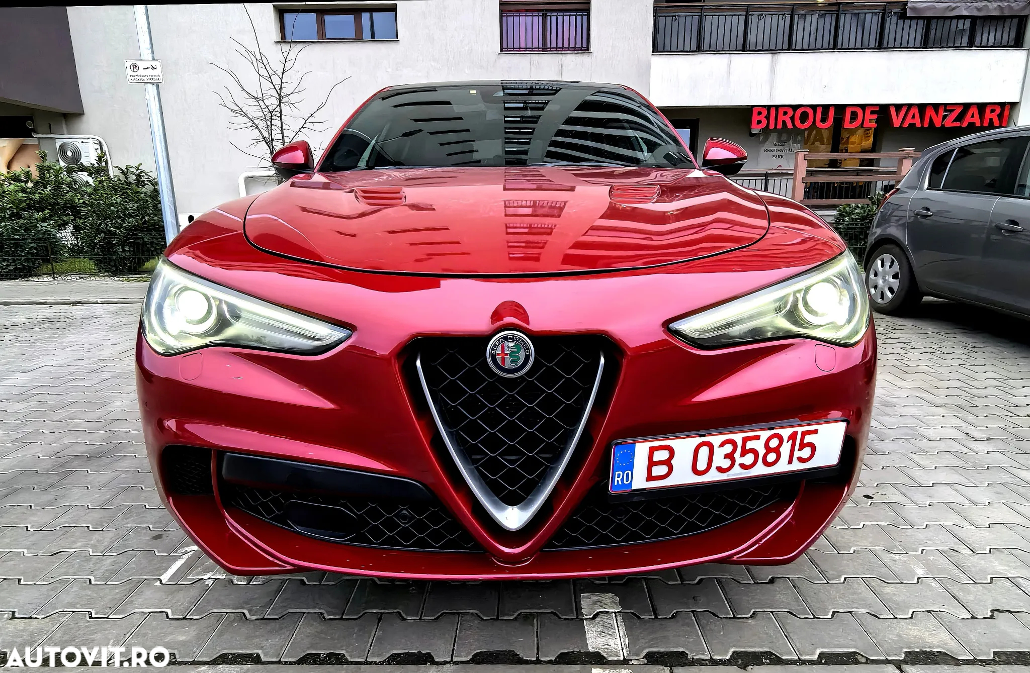 Alfa Romeo Stelvio V6 2.9 Bi-Turbo AT8-Q4 Quadrifoglio - 8