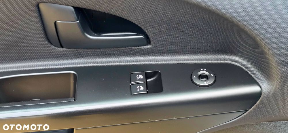Kia Ceed - 16