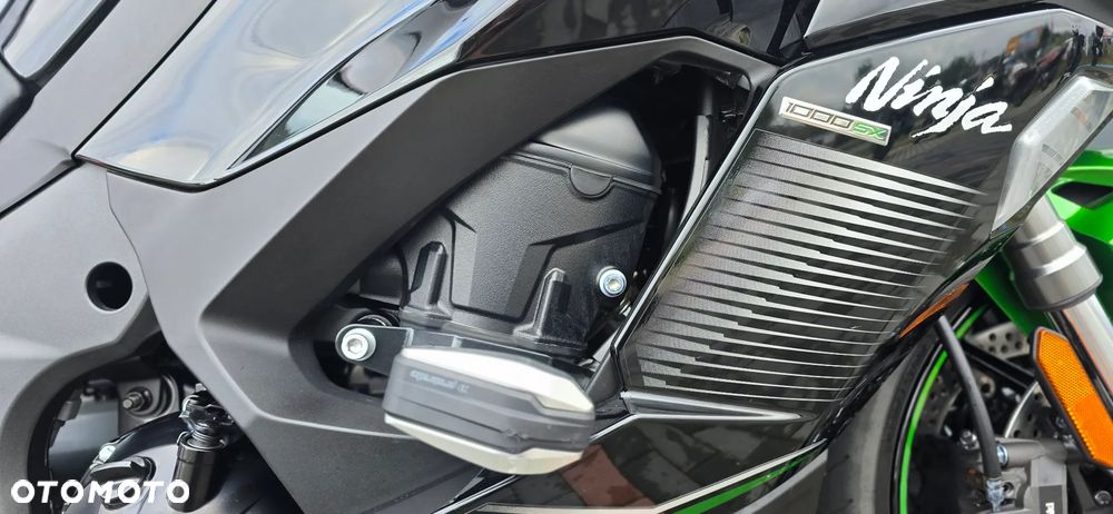 Kawasaki Ninja 1000 SX - 19