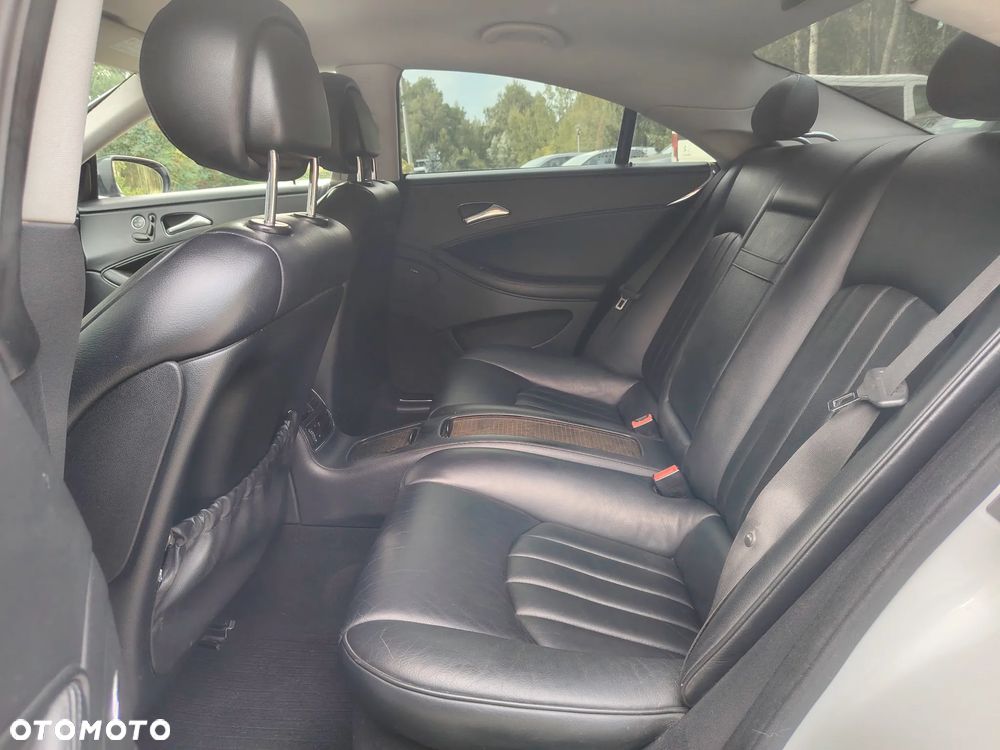 Mercedes-Benz CLS 350 CDI - 11