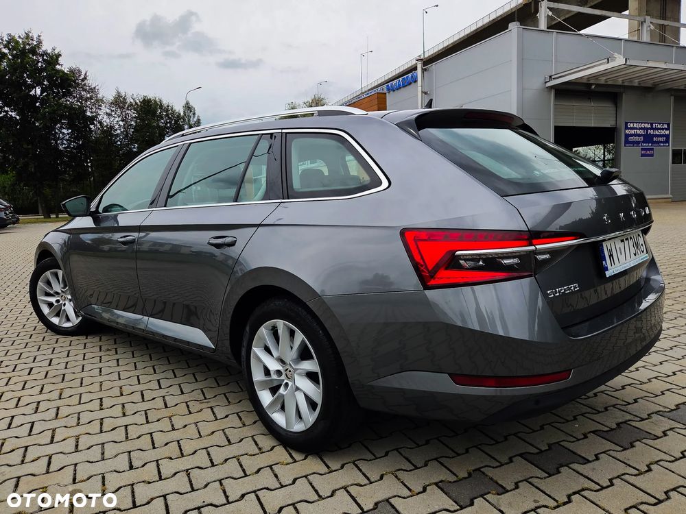 Skoda Superb 2.0 TDI SCR Ambition DSG - 33