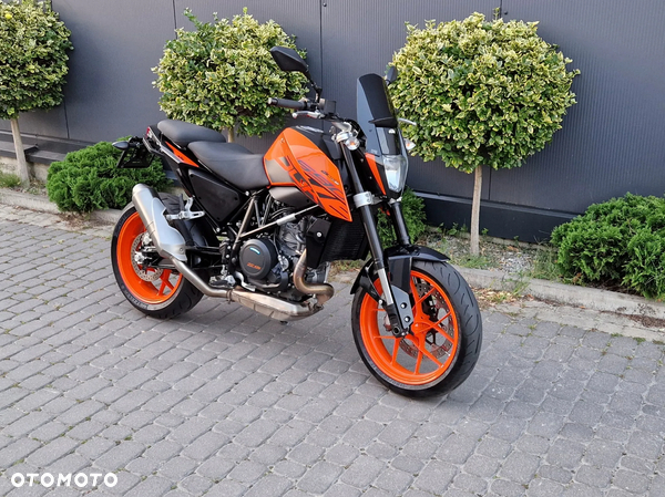 KTM Duke