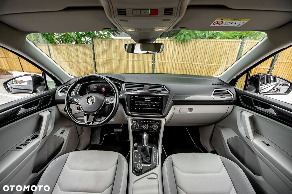Volkswagen Tiguan 2.0 TDI SCR 4MOTION DSG Highline - 26