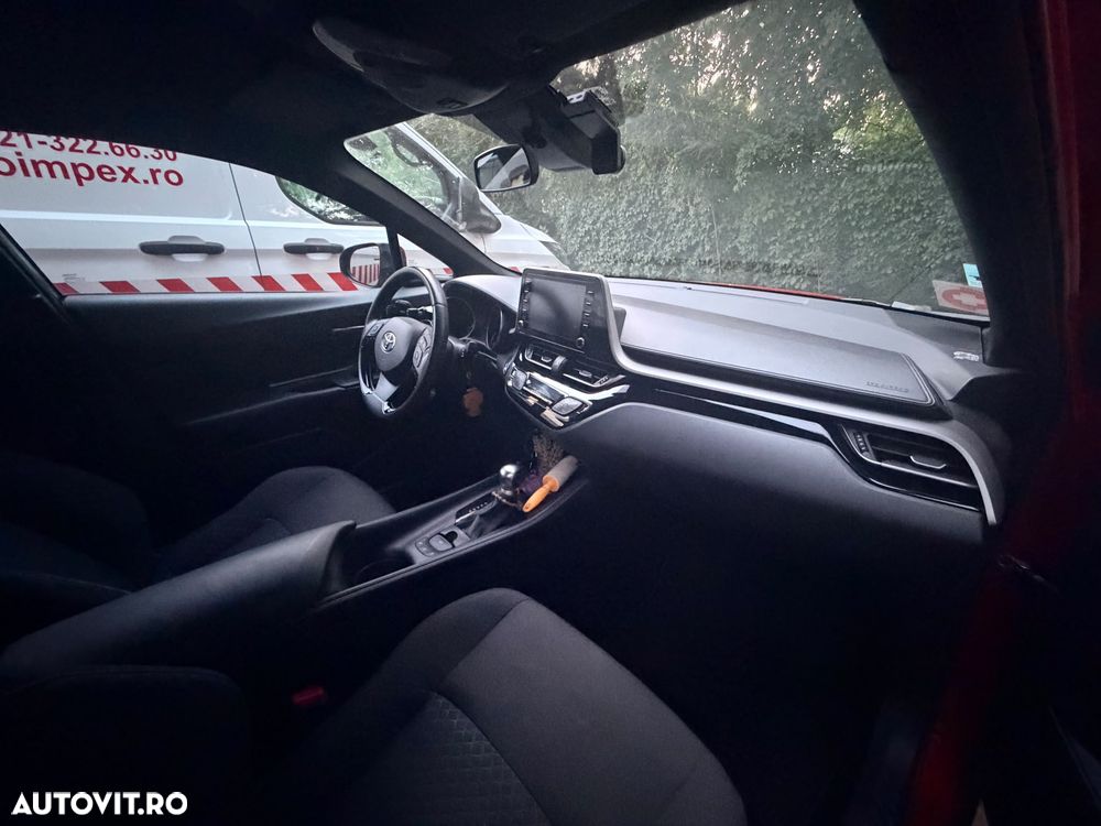 Toyota C-HR - 1