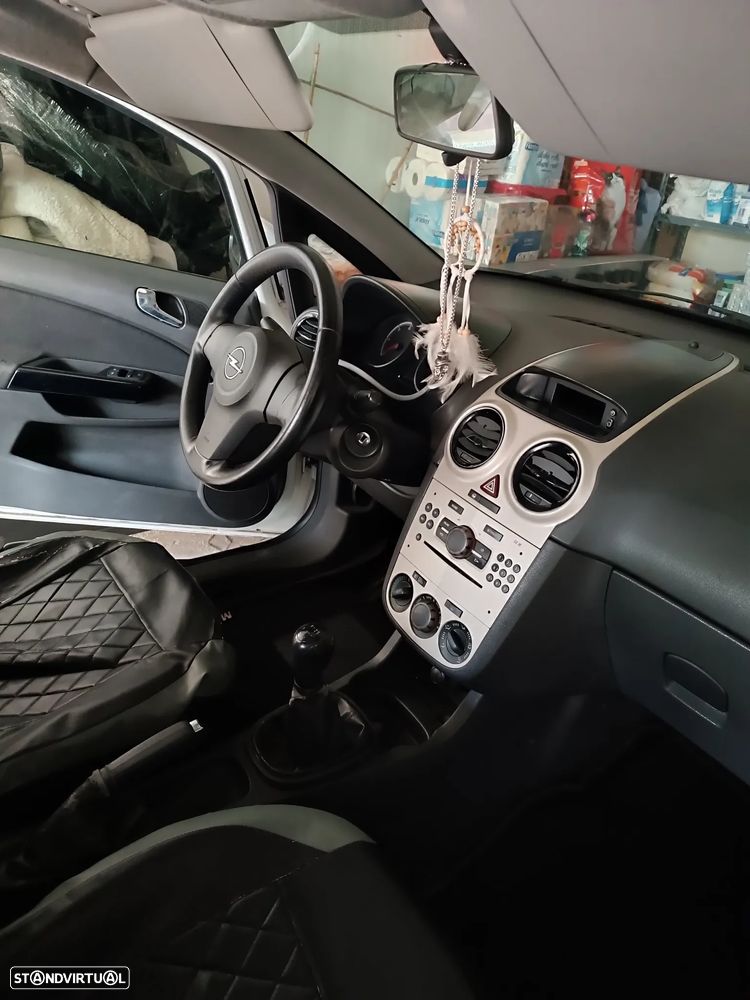 Opel Corsa 1.3 CDTi - 1