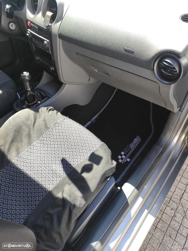 SEAT Cordoba 1.9 TDI Signo - 12