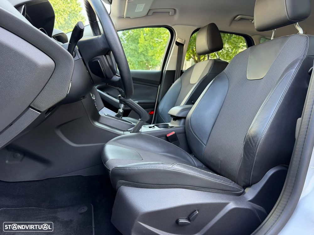 Ford Focus SW 1.6 TDCi Titanium Best - 19