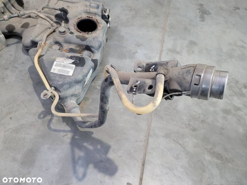 ZBIORNIK PALIWA BAK VW SHARAN 7N 1.4 TSI 150KM 7N0201021 ORYGINAŁ - 9