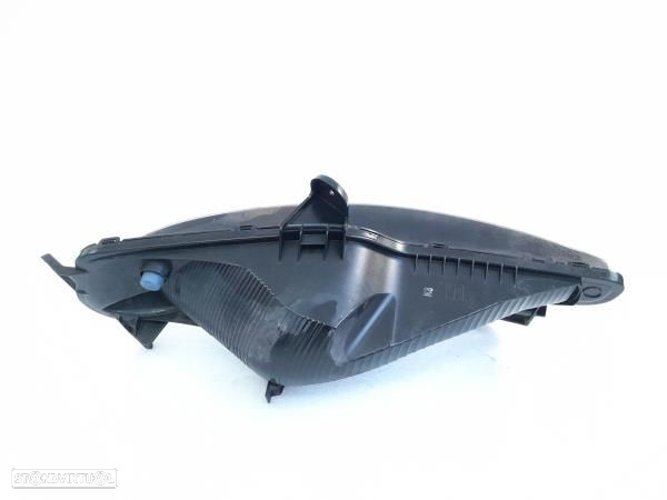 Farolim Pisca Frente Dto Renault Megane Iv Hatchback (B9a/M/N_) - 2