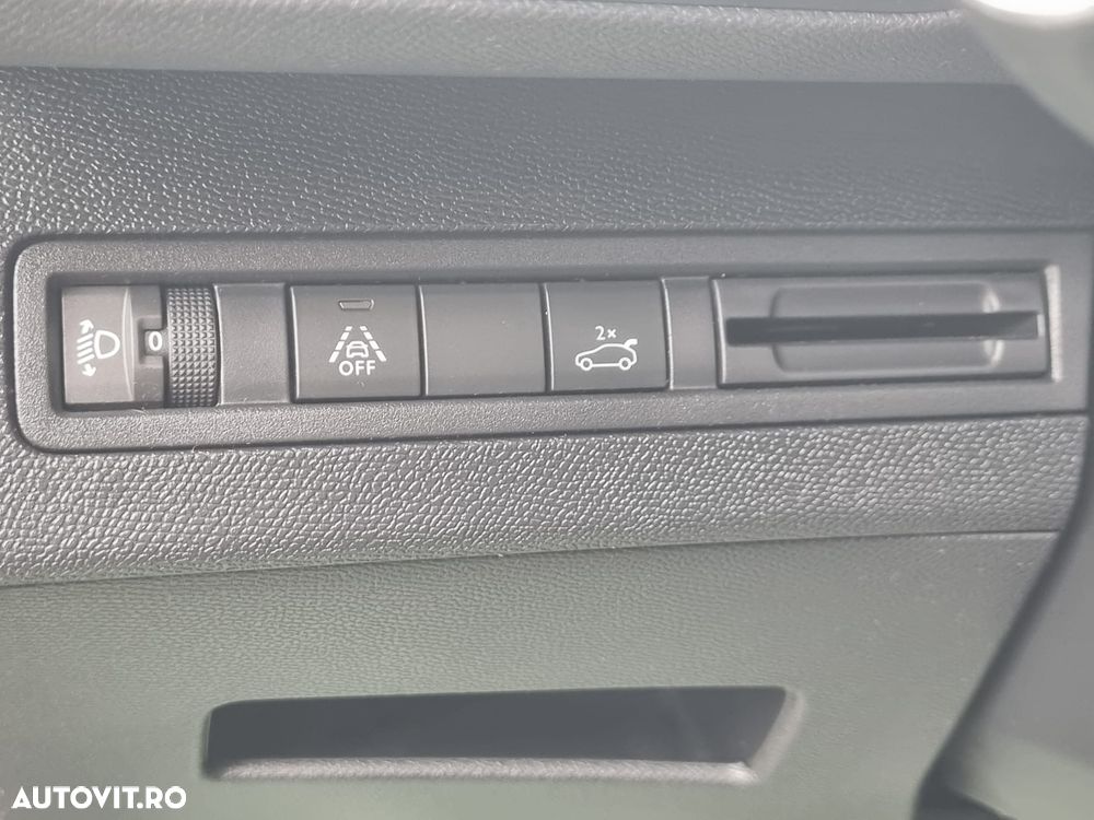 Peugeot 3008 1.5 BlueHDI 130 EAT8 Allure Pack - 24