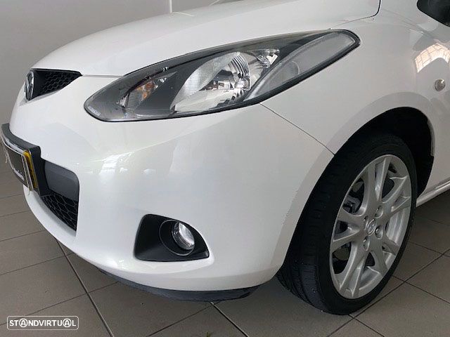 Mazda 2 1.3 MZR 90th Anniversary - 12