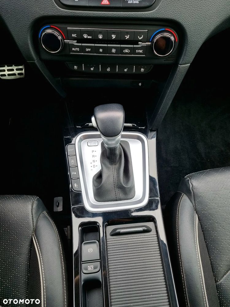 Kia XCeed 1.4 T-GDI OPF DCT7 JBL SOUND EDITION - 11