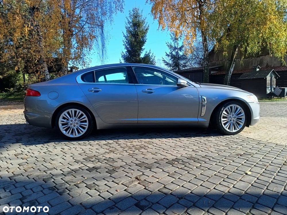 Jaguar XF 3.0 V6 D Premium Luxury - 3
