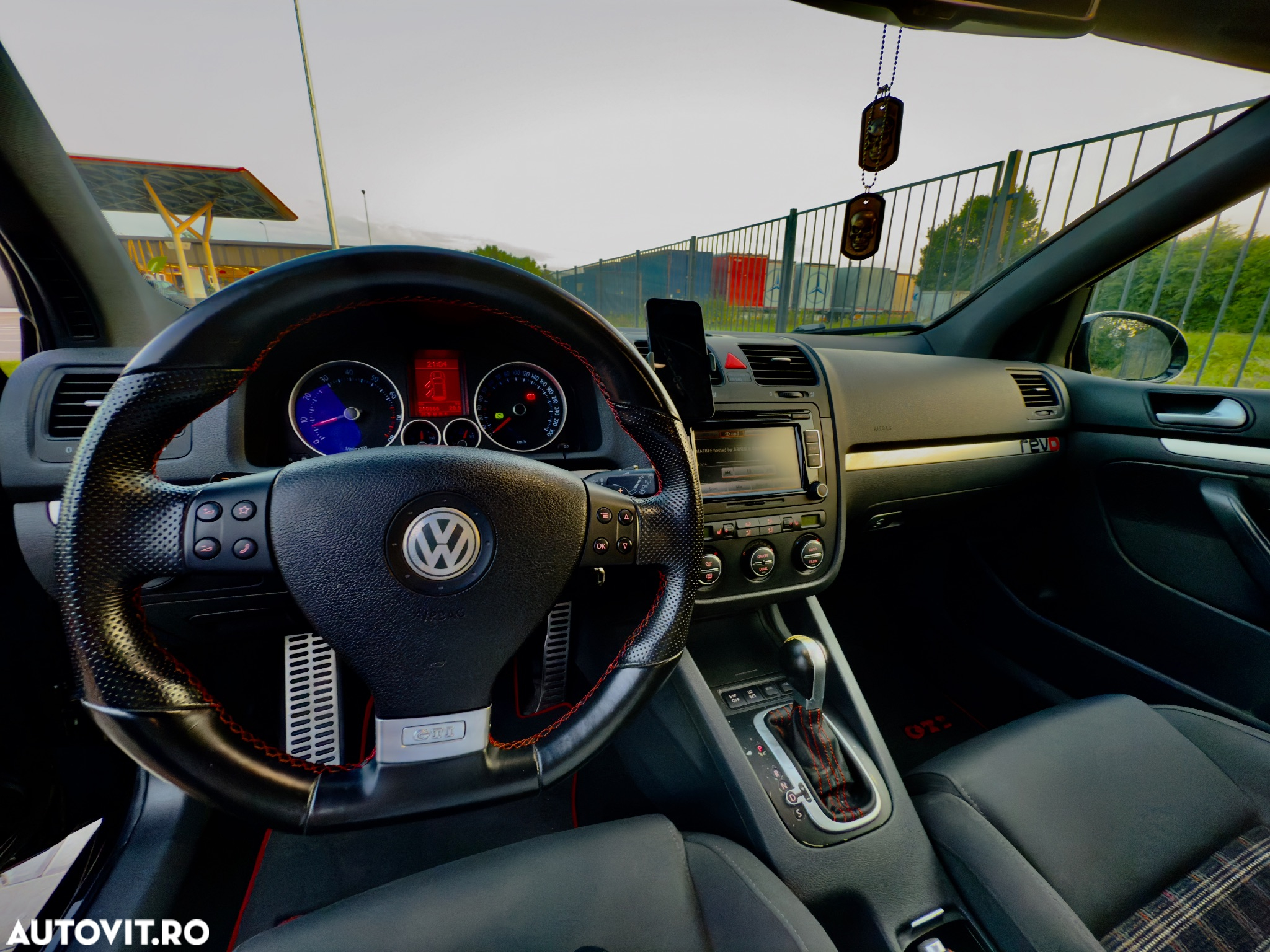 Volkswagen Golf 2.0 FSI GTI DSG - 10