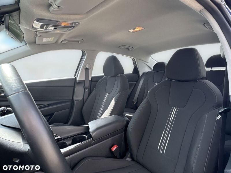 Hyundai Elantra 1.6 Smart CVT - 10
