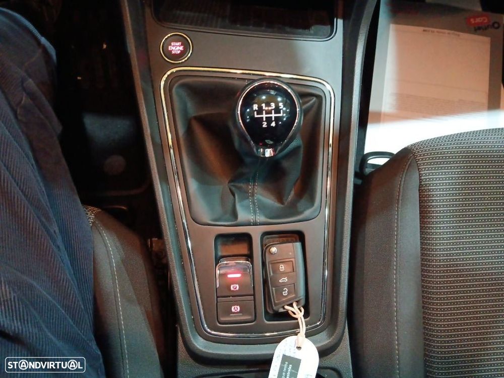 SEAT Leon ST 1.6 TDI Style S/S - 24