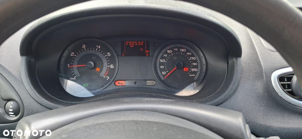 Renault Clio 1.2 16V Authentique - 3