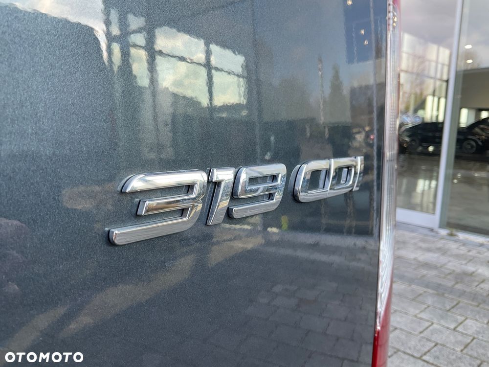 Mercedes-Benz Sprinter 319 - 16