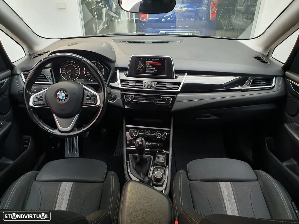BMW 216 Active Tourer d Sport Line - 22