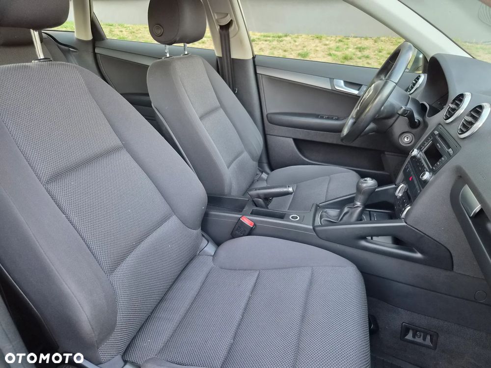 Audi A3 Sportback - 30