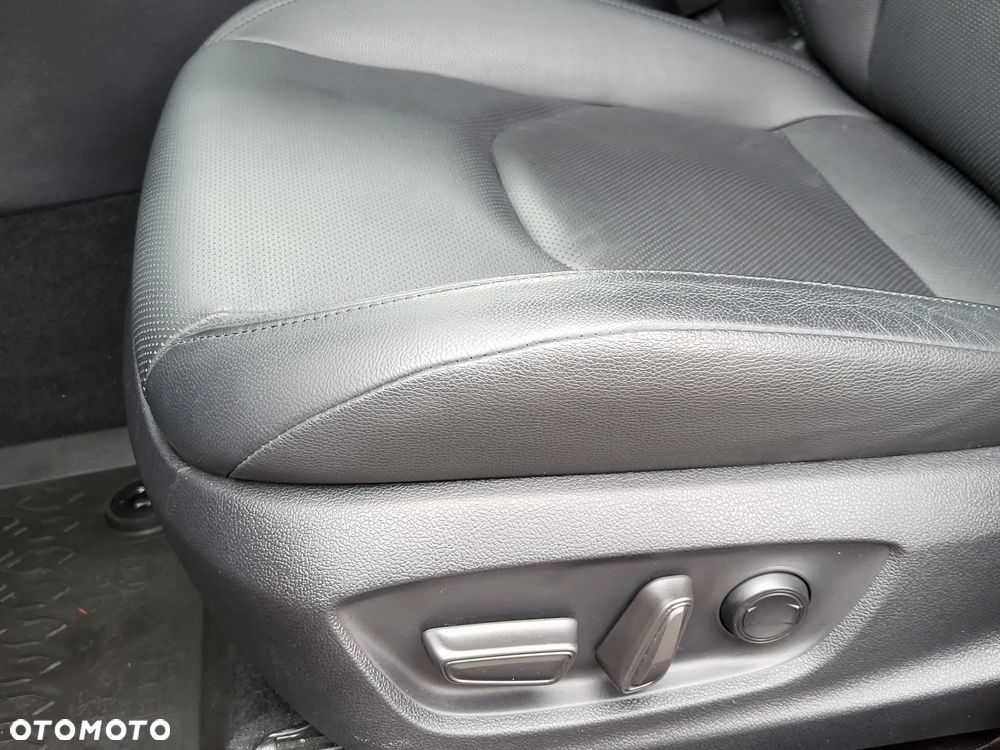 Toyota C-HR 2.0 Hybrid Dynamic Force Executive - 13