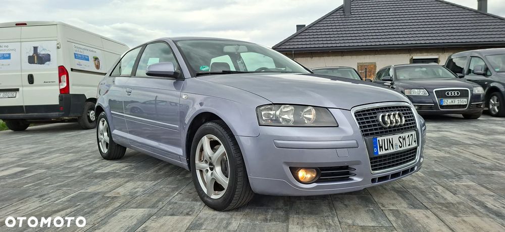 Audi A3 3-drzwiowe 1.6 Ambiente - 1