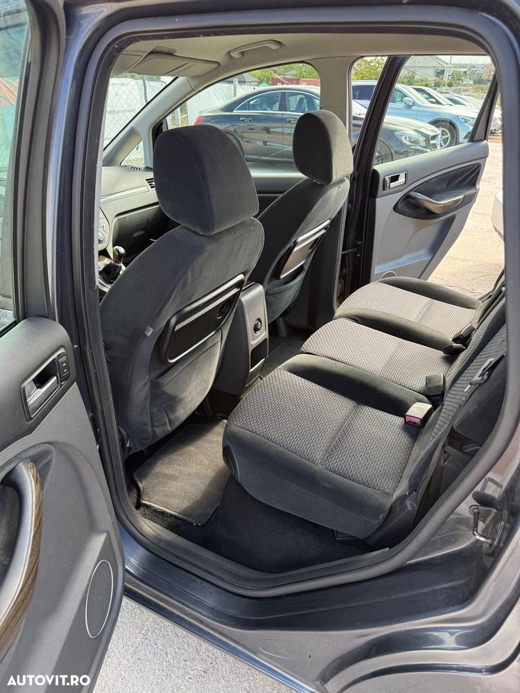 Ford C-Max 1.6 TDCi Ambiente - 9