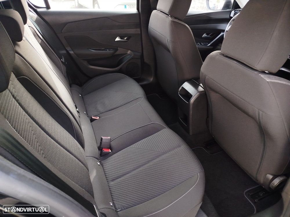 Peugeot 308 PureTech 130 EAT8 Active Pack - 24