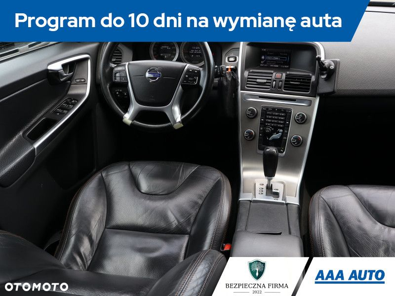 Volvo XC 60 - 8