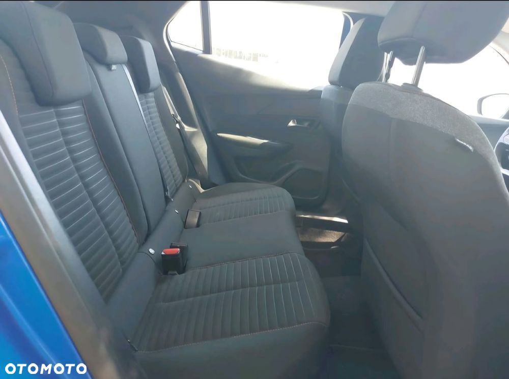 Peugeot 2008 - 17