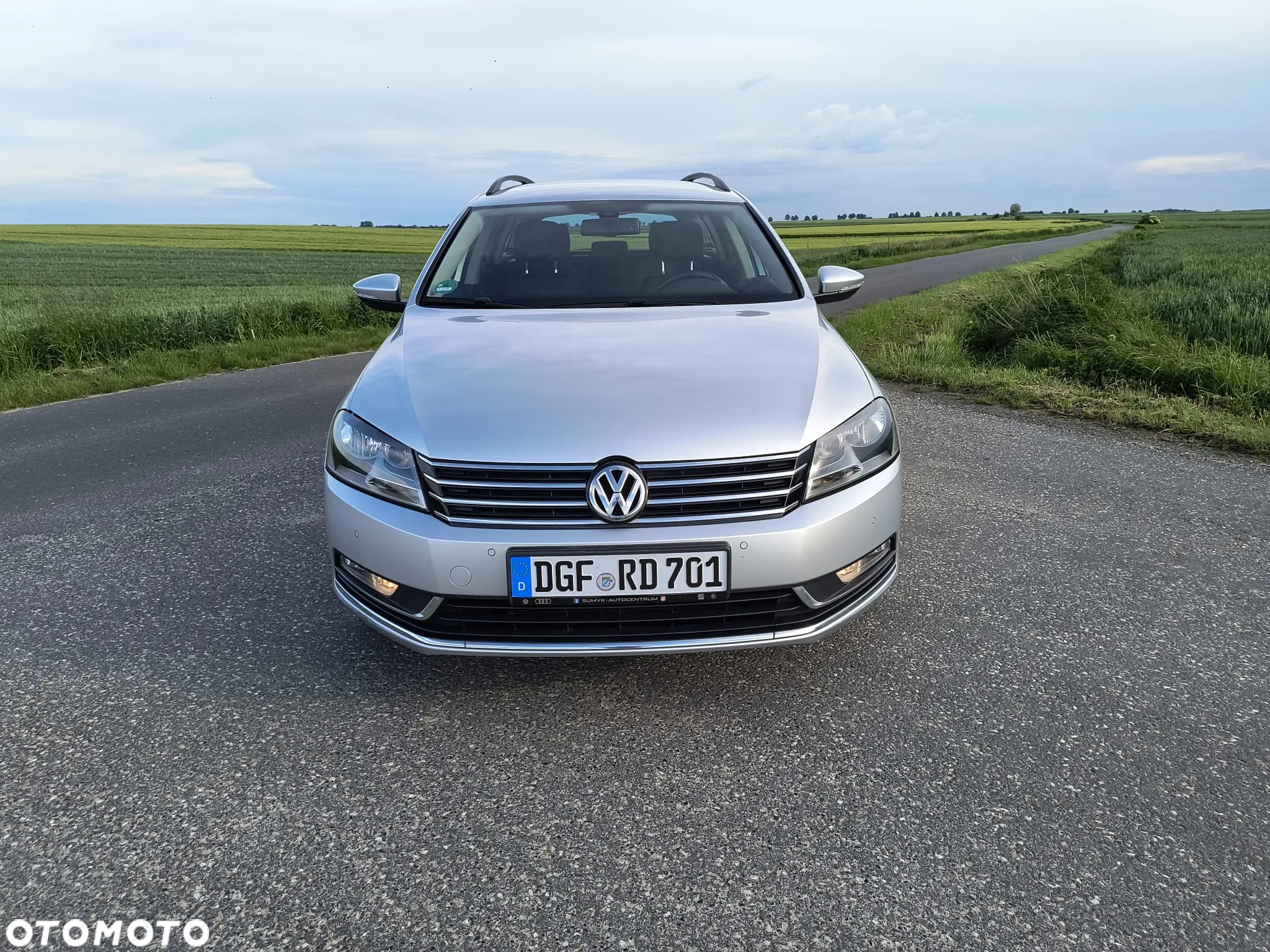 Volkswagen Passat 2.0 TDI Comfortline - 10