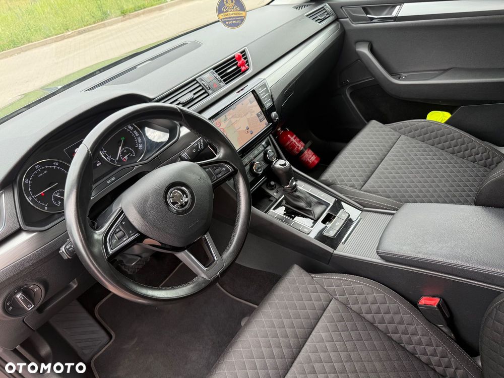Skoda Superb 1.6 TDI Ambition DSG - 10