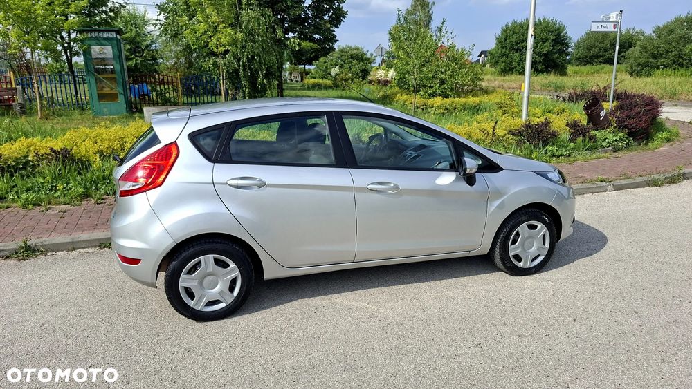 Ford Fiesta 1.25 Champions Edition - 18