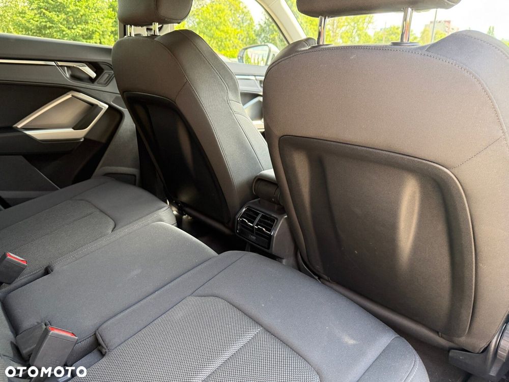 Audi Q3 Sportback - 13