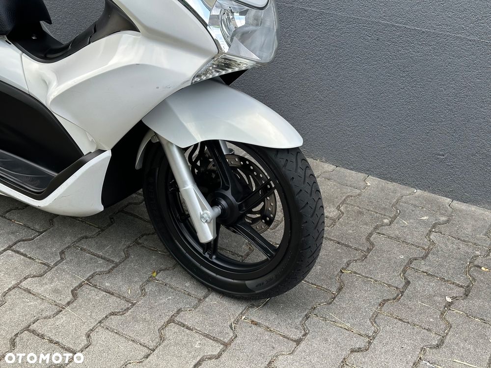 Honda PCX - 23