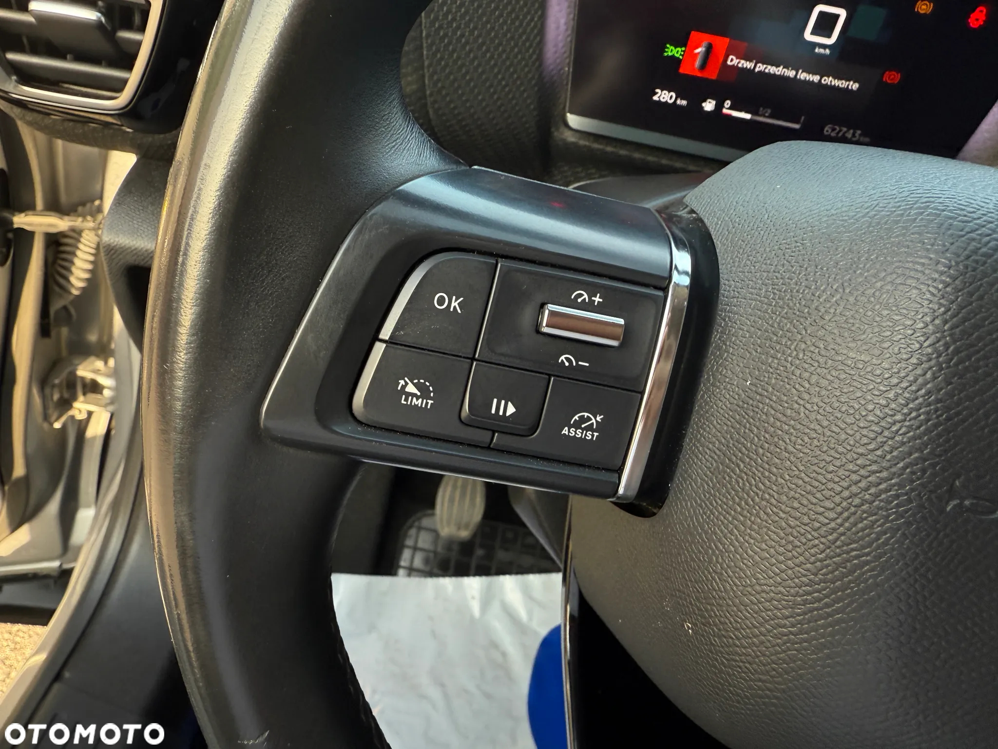 Citroën C4 1.5 BlueHDi Shine S&S - 25