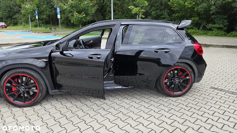 Mercedes-Benz GLA 45 AMG 4-Matic - 22