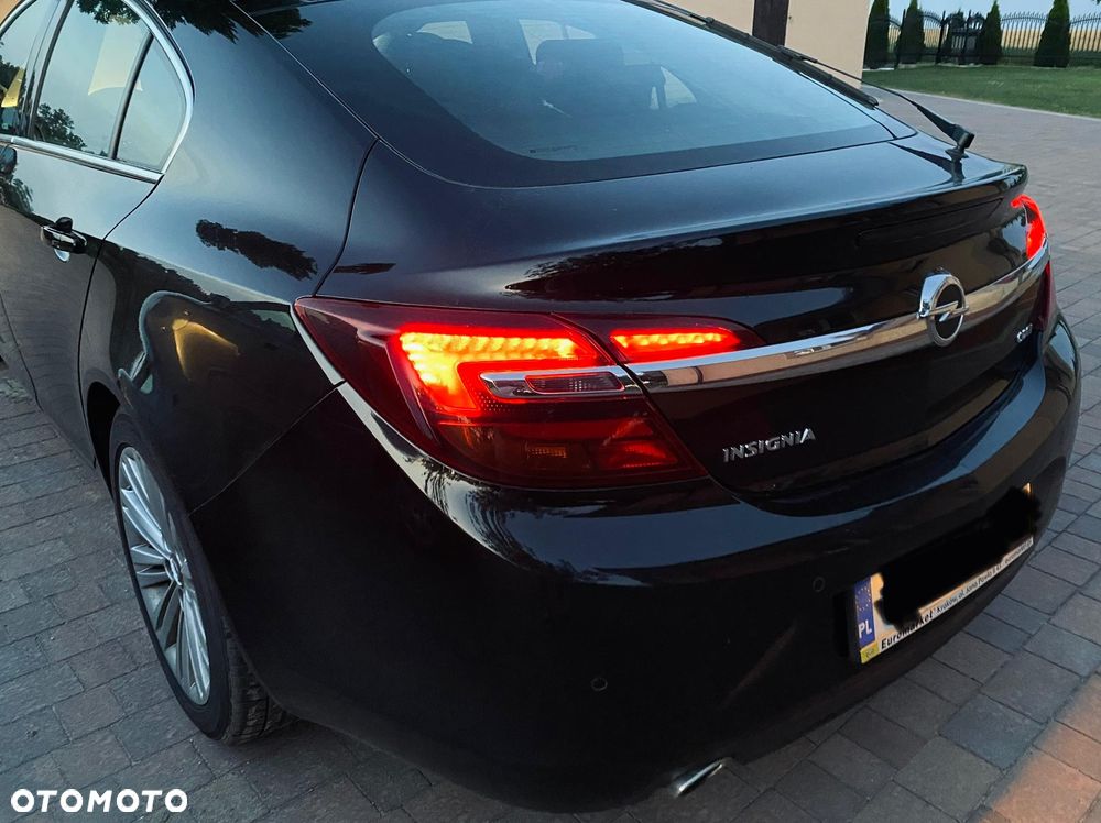 Opel Insignia 2.0 CDTI Exclusive S&S - 10