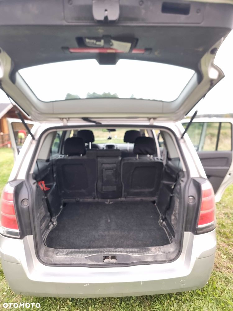 Opel Zafira - 3