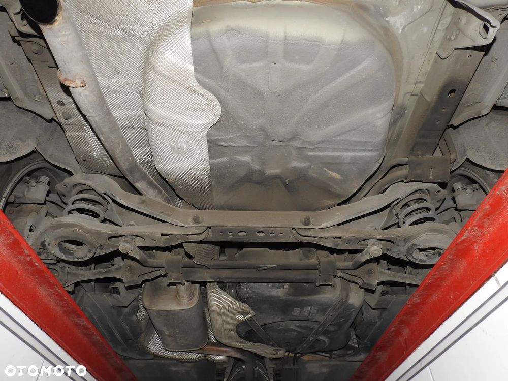 Volvo V50 DPF DRIVe Business Edition - 32