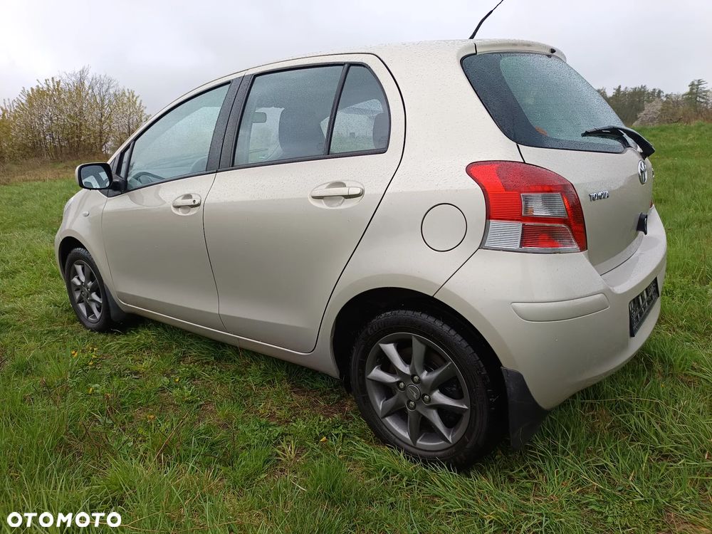 Toyota Yaris 1.33 VVT-i Comfort - 7
