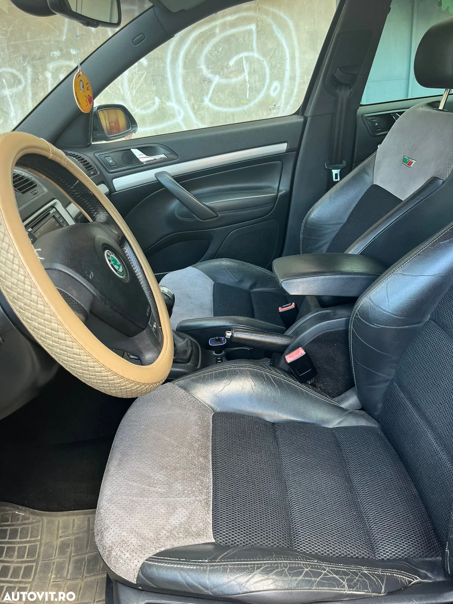 Skoda Octavia Combi 2.0 RS TDI - 8