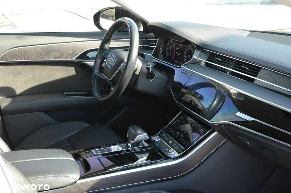 Audi A8 - 25
