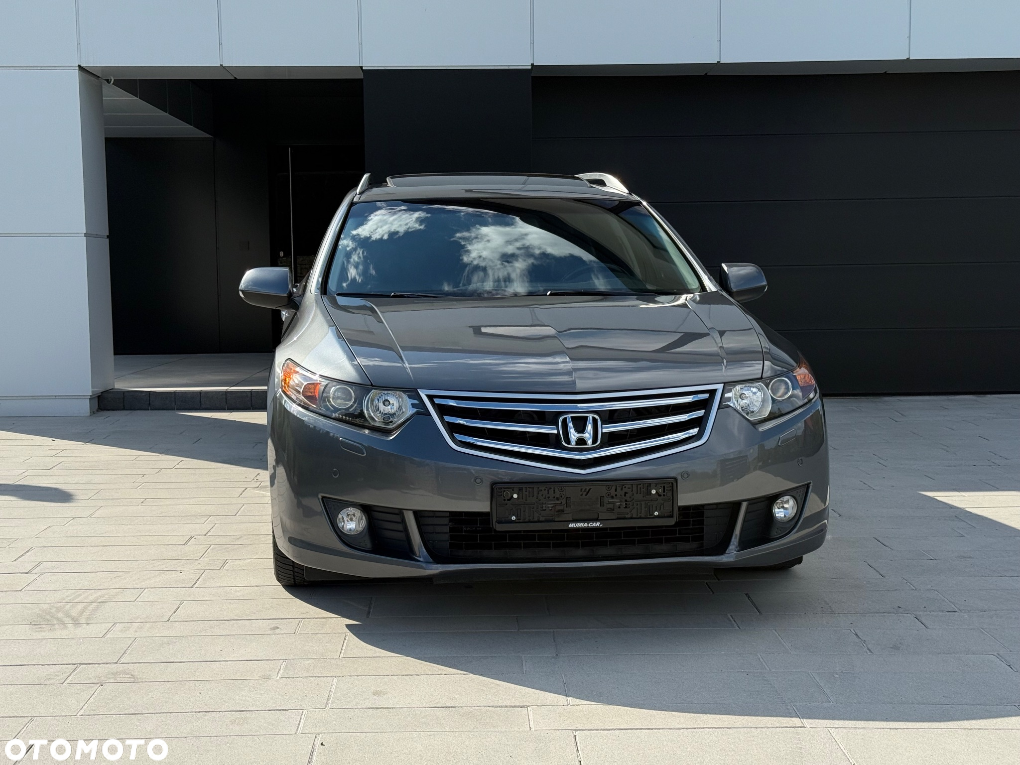 Honda Accord Tourer 2.4 Automatik Executive - 23