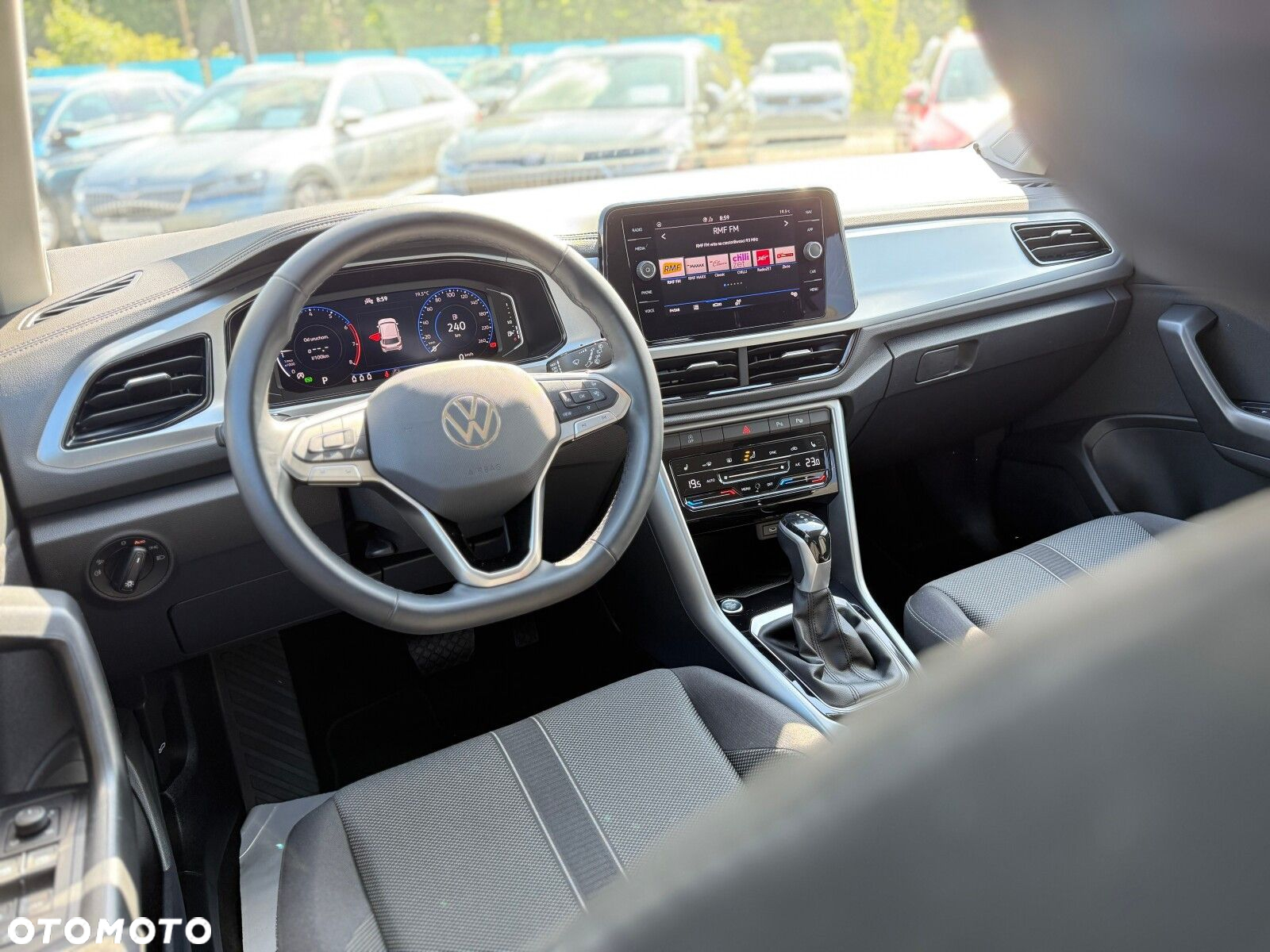 Volkswagen T-Roc 1.5 TSI Life DSG - 16