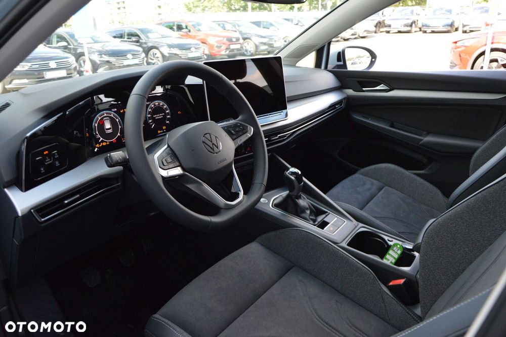 Volkswagen Golf - 9