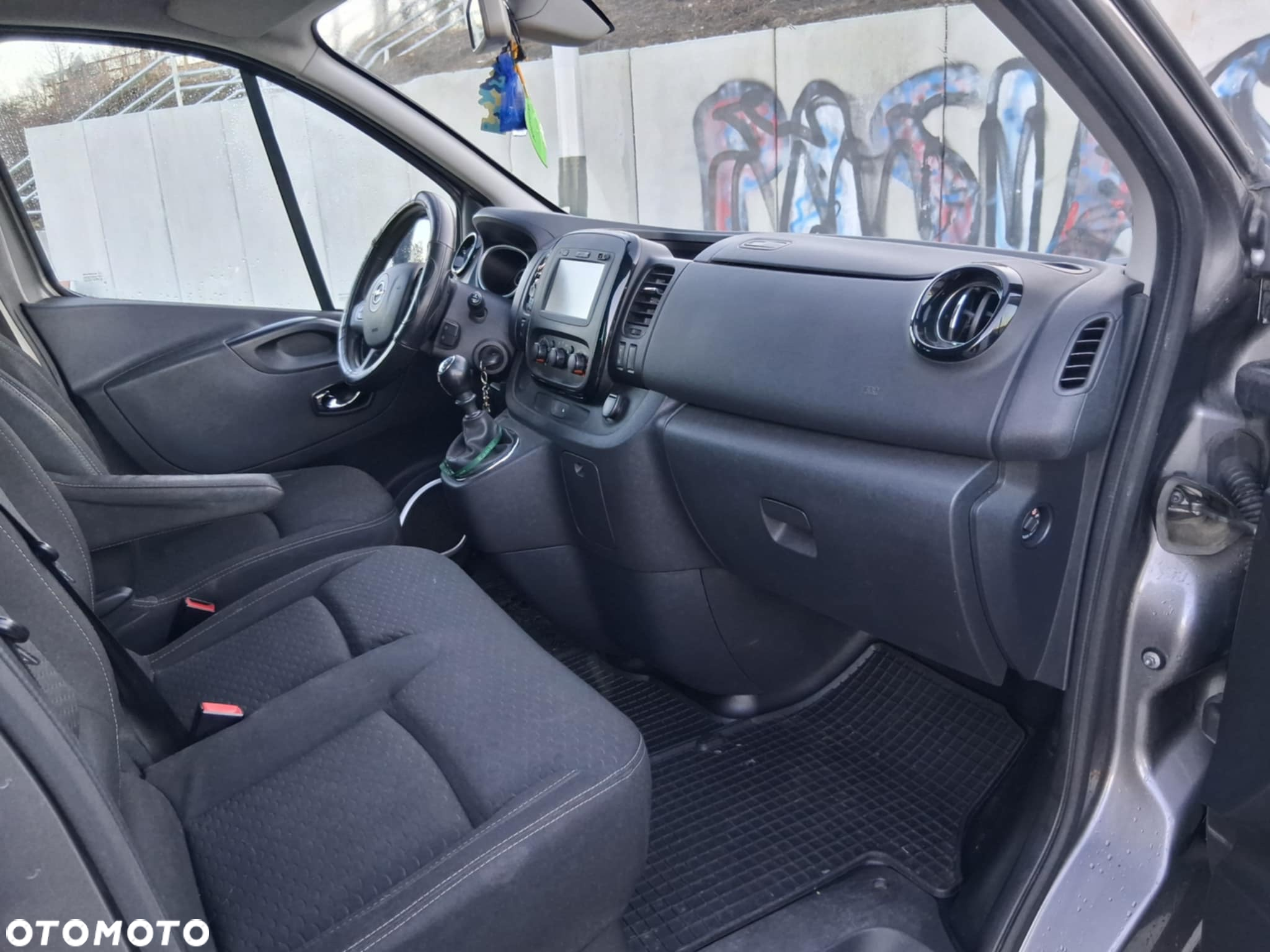 Opel Vivaro - 6