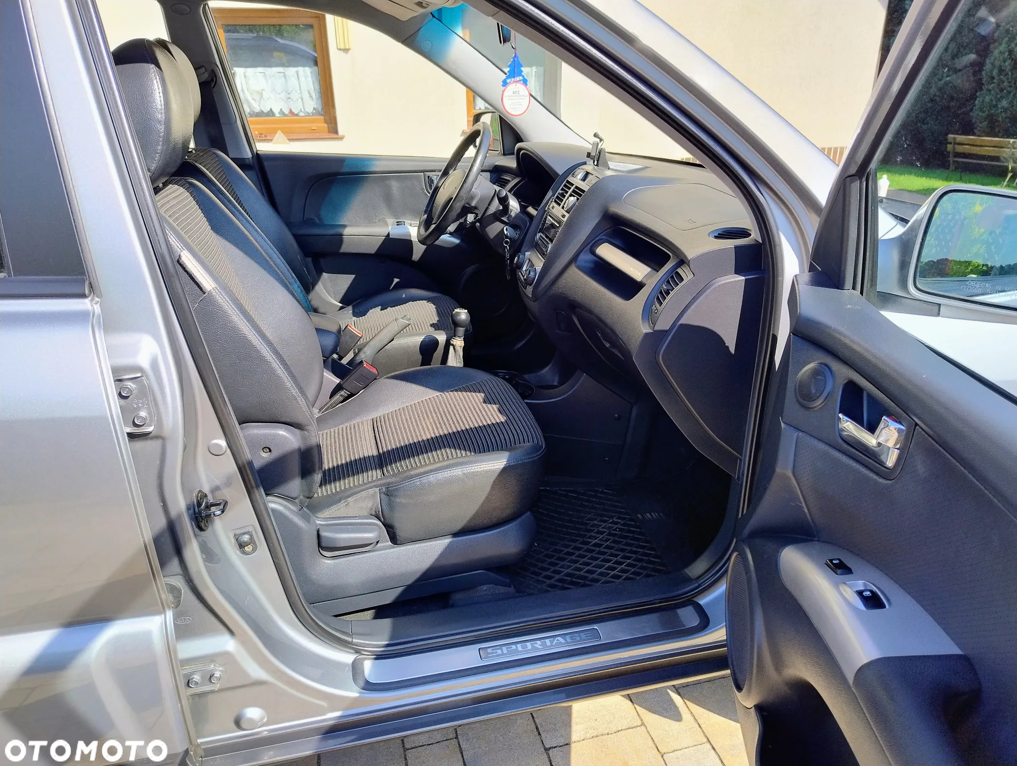 Kia Sportage 2.0 Expedition - 13